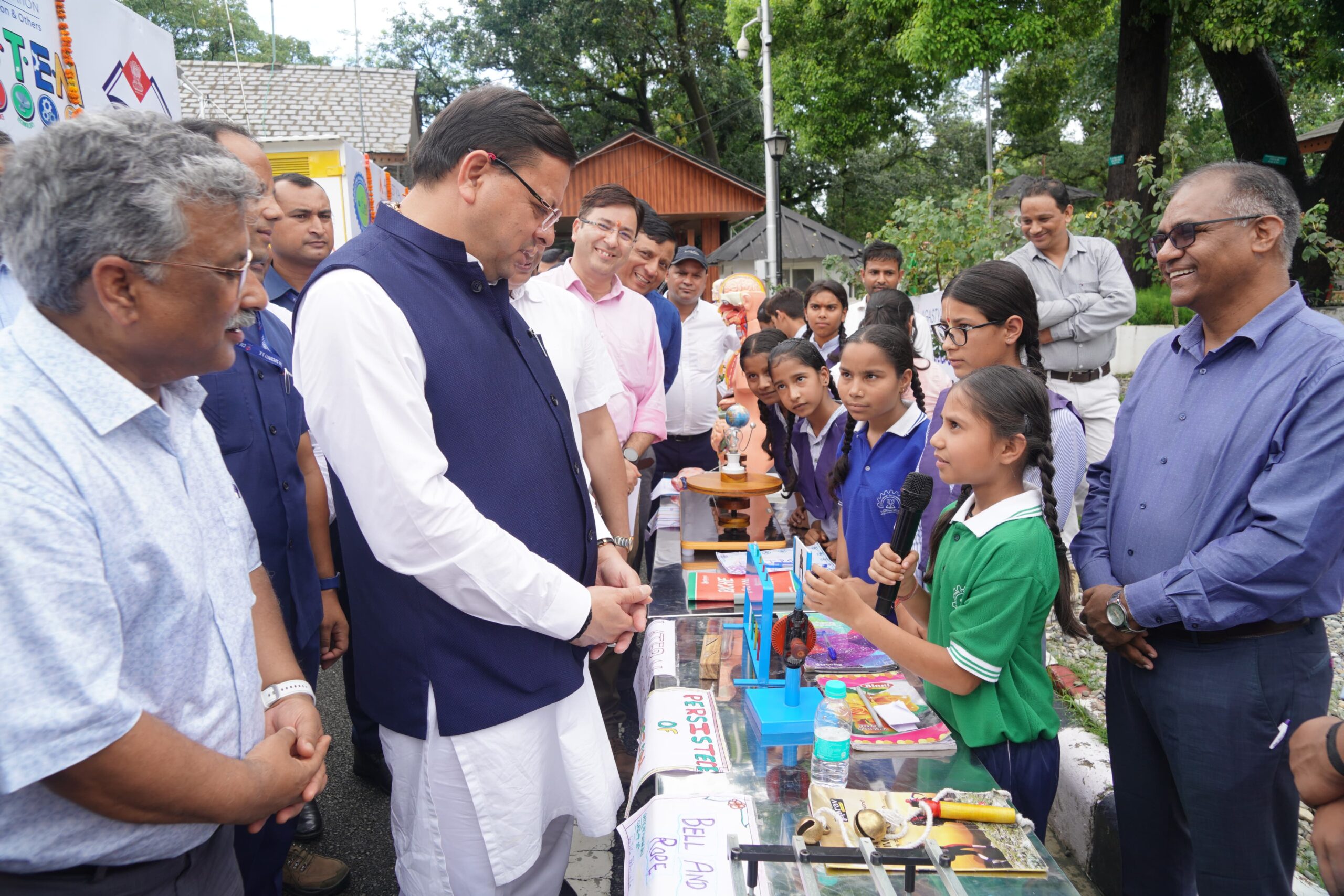 Mobile science lab in uttarakhand for students 