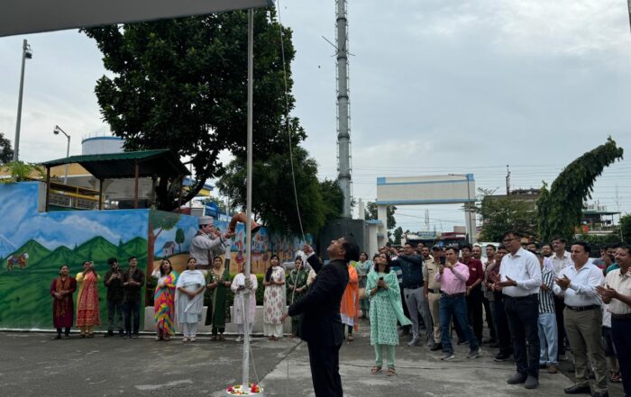 flag hosting by dg suchna banshidhar tiwari (2)