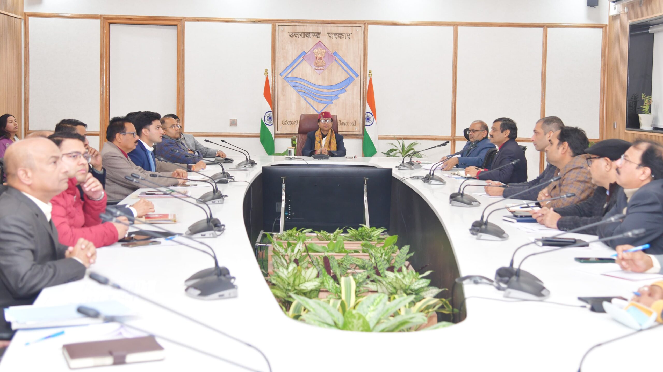 IAS RADHA RATURI pravasi sammelan